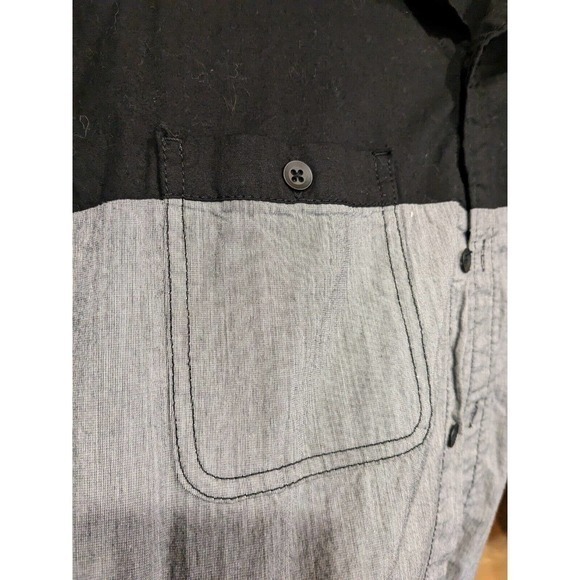 Rock & Republic Button Up Shirt Mens Medium Long Sleeve Black Pockets Casual‎ - Picture 3 of 4